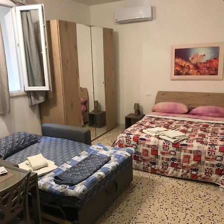 Della Cuba Vacanze Trapani Historic Center Εξωτερικό φωτογραφία