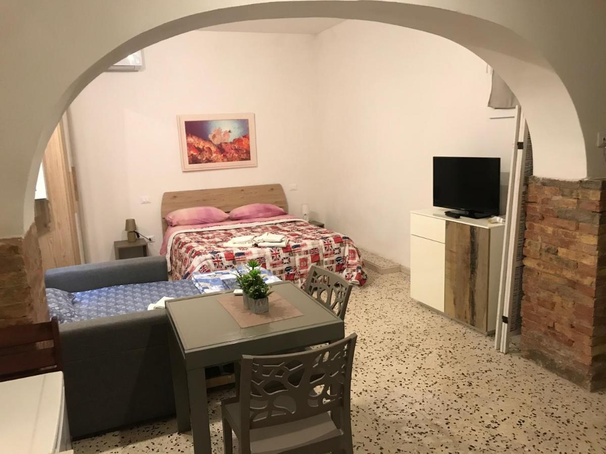Della Cuba Vacanze Trapani Historic Center Εξωτερικό φωτογραφία